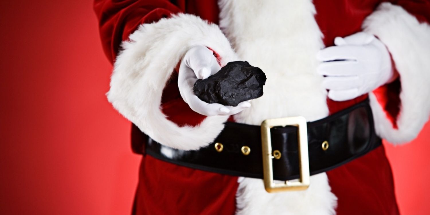 Почему Дед Мороз дает уголь плохим детям?  