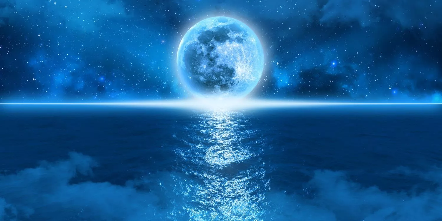 Что такое гoлyбая луна и насколько она редка?  