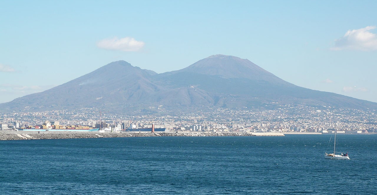 Вулкан Везувий - история, извержения, фото