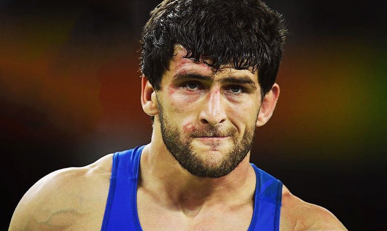 Гедуев Аниуар - биография борца, карьера и фото