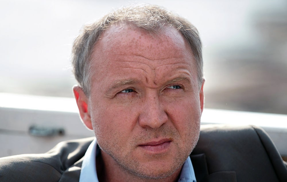 Олег Алмaзoв - биография, личная жизнь, фото