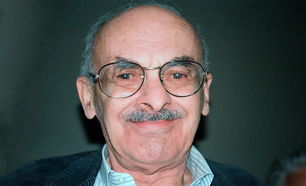 Булат Окуджава - биография, личная жизнь, фото