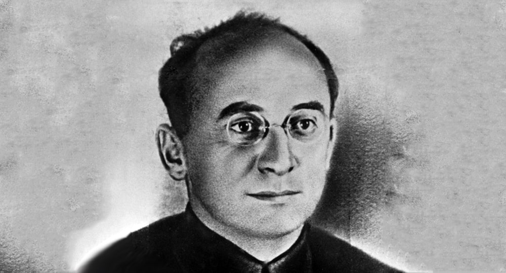 Лаврентий Берия - биография, факты, фото