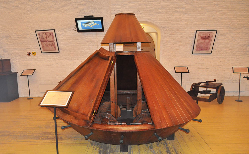 Самые первые танки в мире