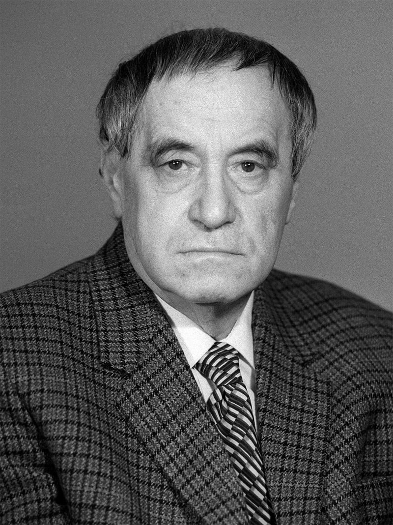 17 интересных фактов о Валентине Катаеве